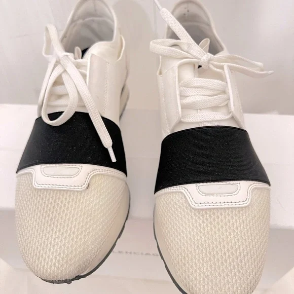Balenciaga Blanc Noir /White Sneakers 39 / 8.5 - Picture 7 of 16